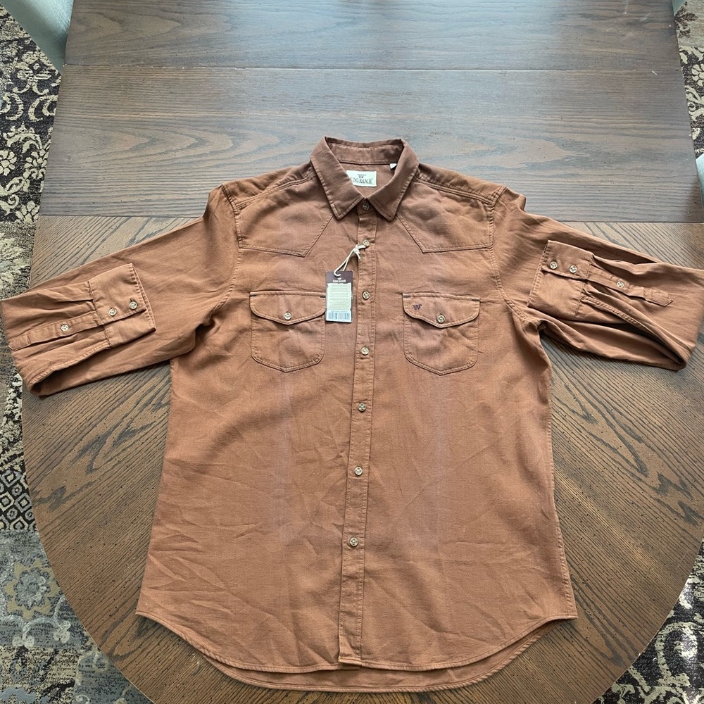 King Ranch Button-Down Shirt in Rust / Brown.